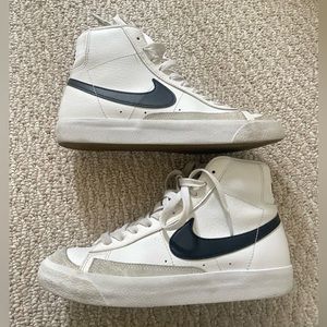 nike mid blazer